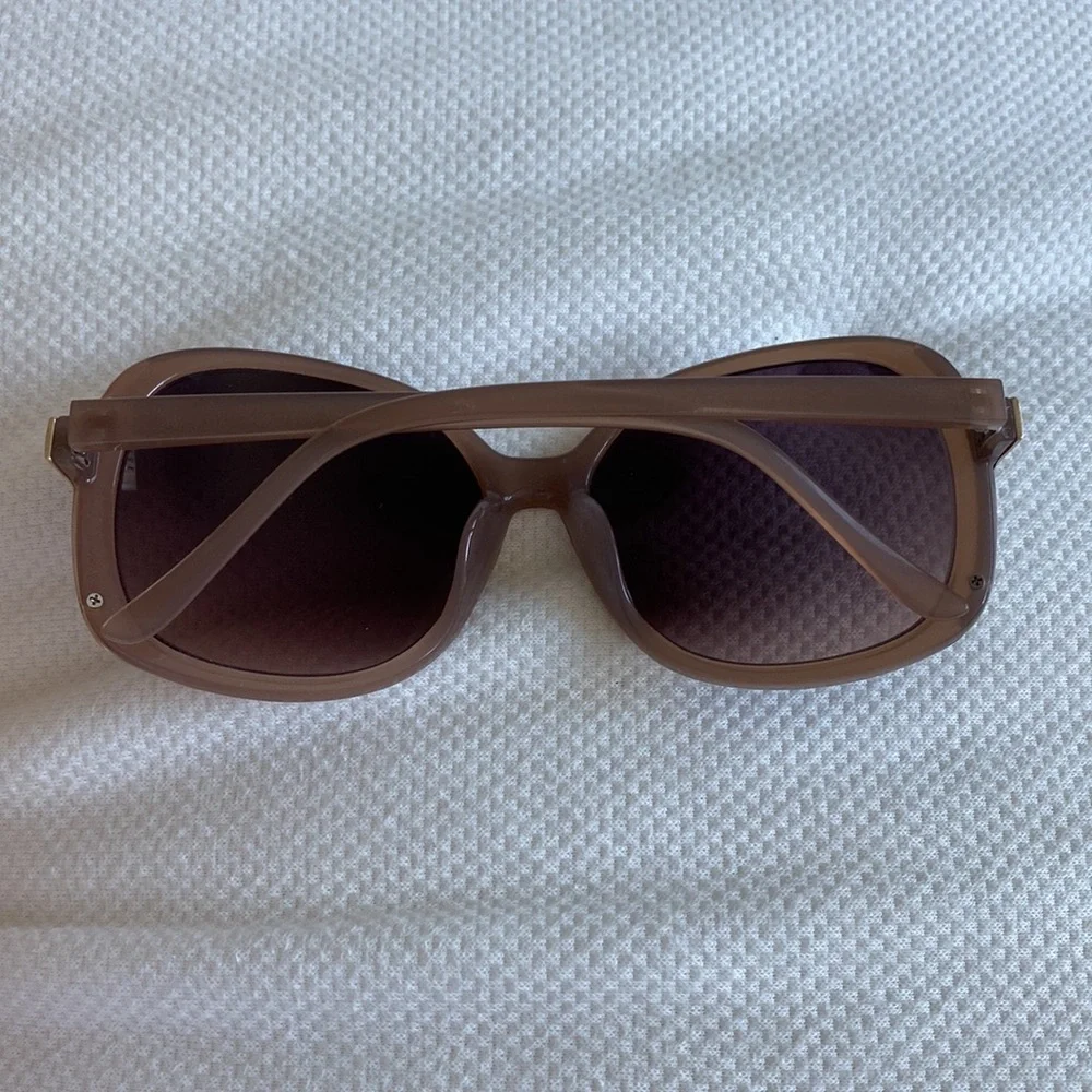 Sunglasses - Picture 2 of 3